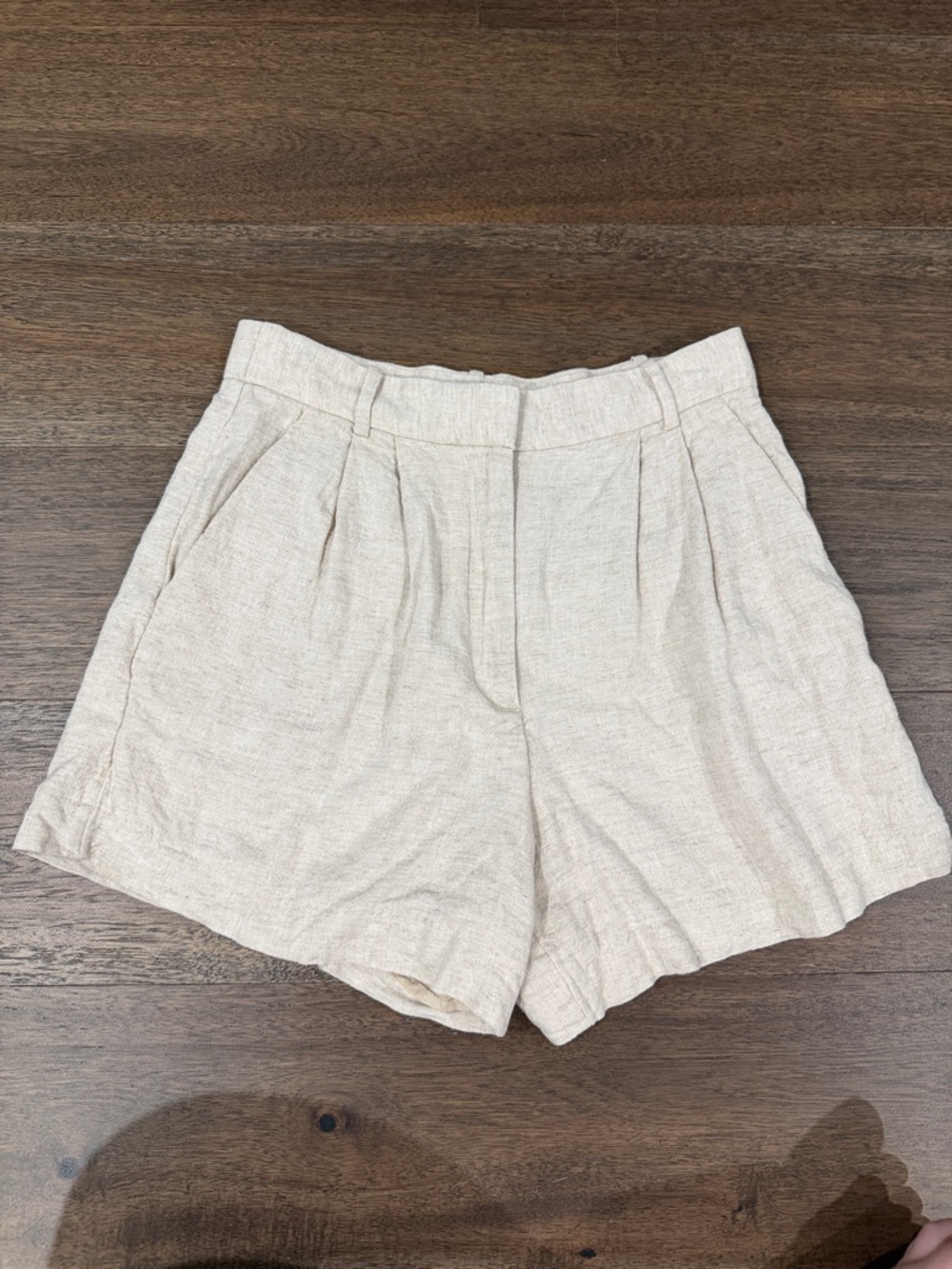 Abercrombie & Fitch High Waisted Linen Pleated Cream/Tan Shorts 27